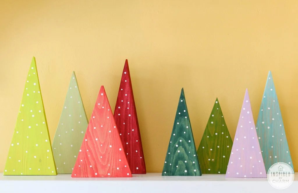 Need some Christmas Handmade inspiration. Find it with these 10 Clever Christmas Decor options - Tipsaholic, #Christmas, #decor, #holidays, #christmasdecor, #decorations, #Handmade