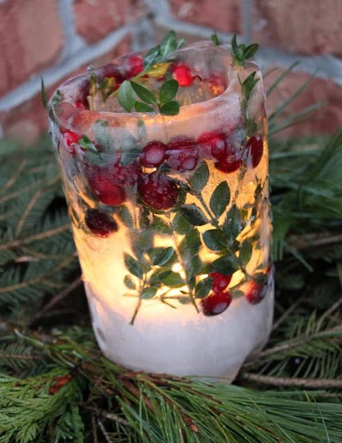 Need some Christmas Handmade inspiration. Find it with these 10 Clever Christmas Decor options - Tipsaholic, #Christmas, #decor, #holidays, #christmasdecor, #decorations, #Handmade