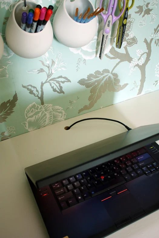 No space for an office? How about building an office closet? Here are 10 useful closet office options that will maximize the space in your tiny office! 10 Closet Office options: Ho