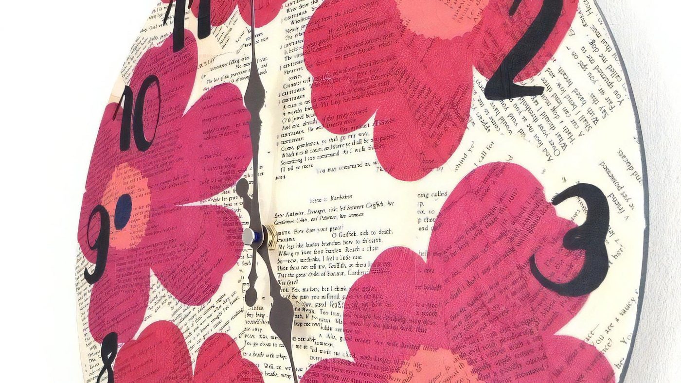 11 Book Page Paper+napkin+decoupage+clock+ 061247