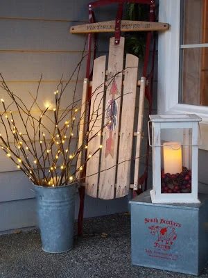Get creative with your porch for fall. I can't wait to try some of these solid and straightforward options. 10 Front Porch Decor options for Fall via tipsaholic.com