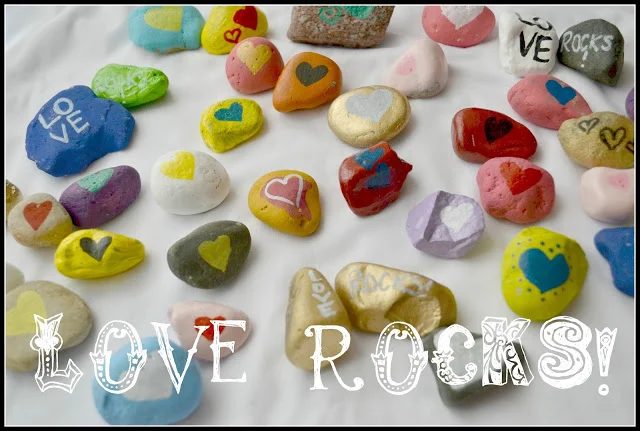There are lots of great projects and crafts you can do with your kids around Valentine's Day. 10 Fun Valentine Activities for Kids - tipsaholic, #valentine, #valentine's #valentine