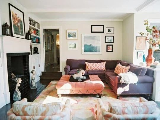 Looking for a new sofa for your home? Consider getting a colorful sofa! Here are 10 striking examples of how a sofa in a color can truly make a room. 10 vivid Living Rooms That Wil