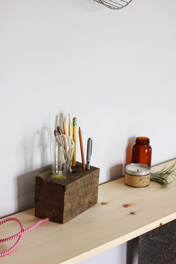 Instead of searching endlessly for the well fitted lamp for your space, why not make one? Here are 10 Handmade lamps that will inspire you to create your own! 10 Inspiring Handmade