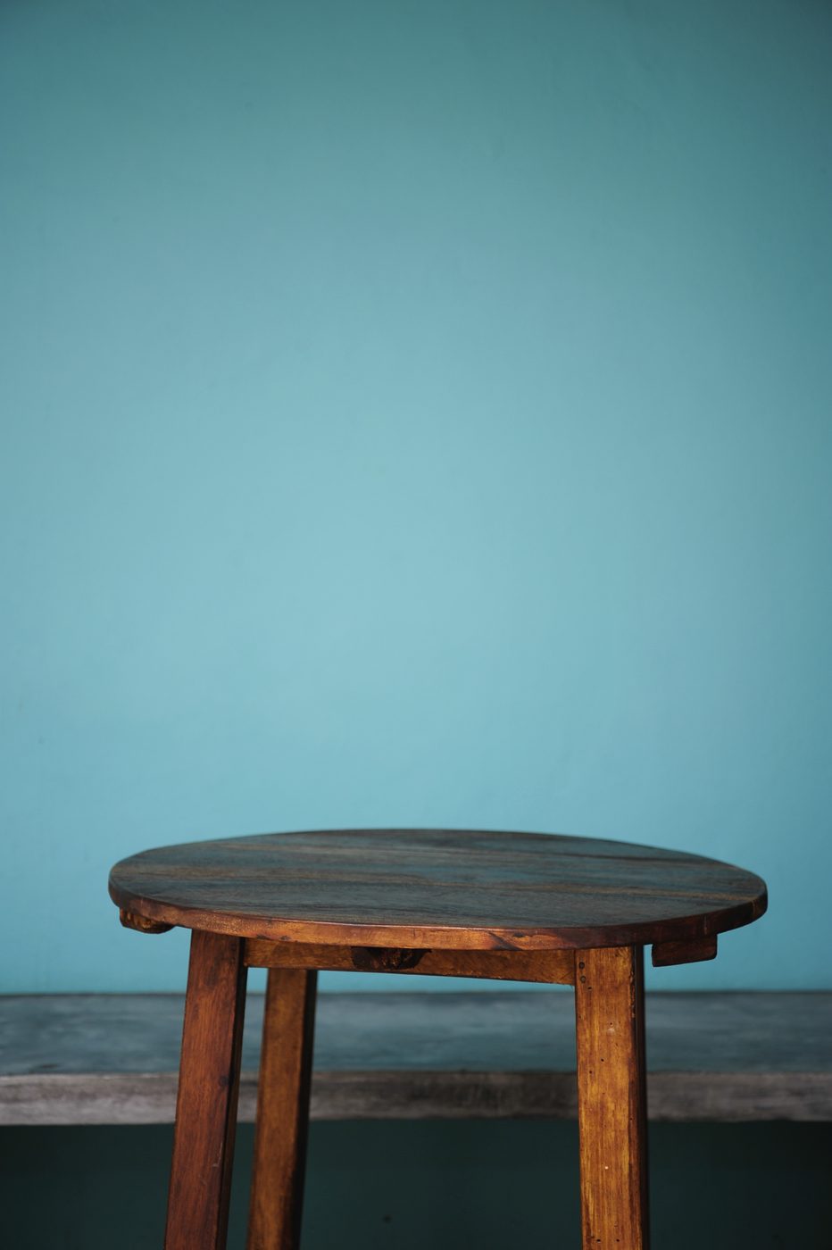 Decorate Walls as a Minimalist
