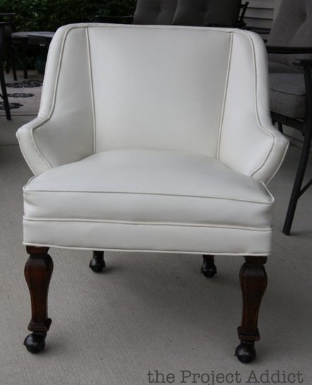 Working from home can be hard at times, but the fun part is you can decorate your office! There are so many options for beautifying an office. Like these 10 stylish office chairs f