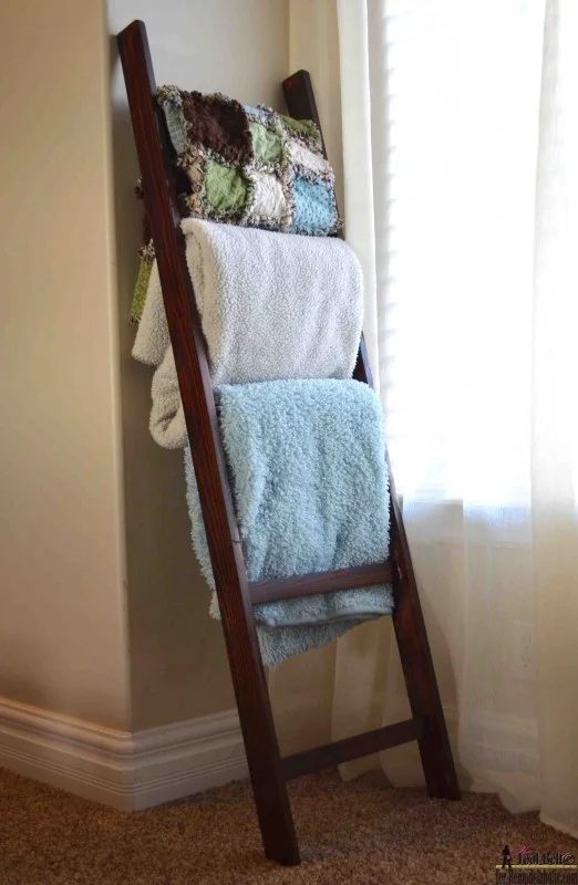 Blanket Ladder walkthrough and Decor option