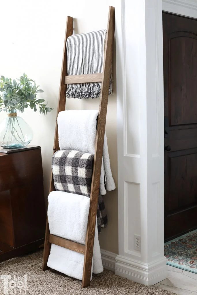 Big Blankets On A Wooden Quilt Ladder Decor option, HerToolbelt