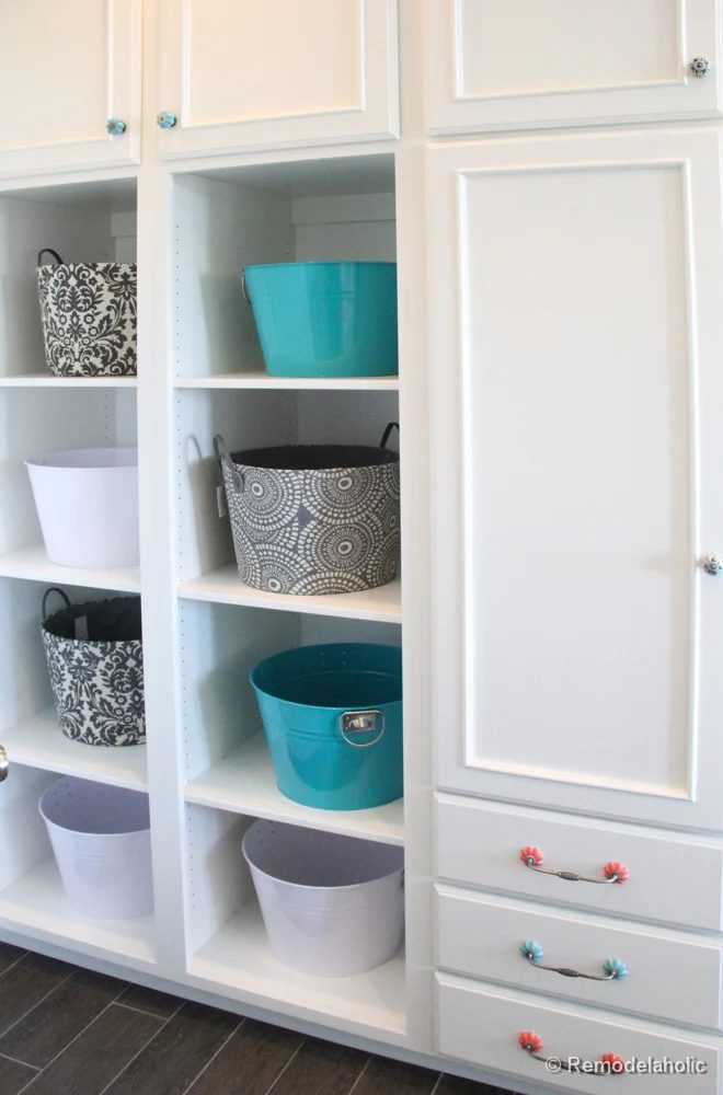 Double Laundry and Crafting Room Fabulous Laundry room design options from @Bekob