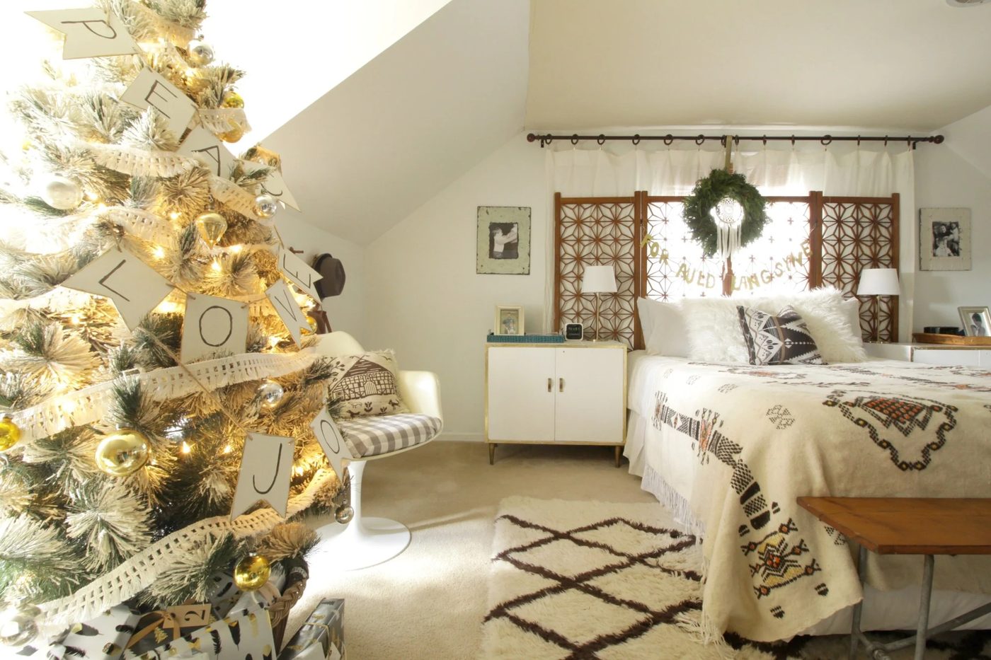 Vintage Modern Neutral Bedroom Christmas