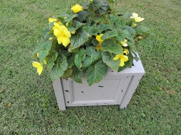 handmade-straightforward-planter-my-repurposed-life