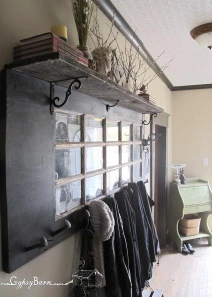 hallway-mantle-home-talk