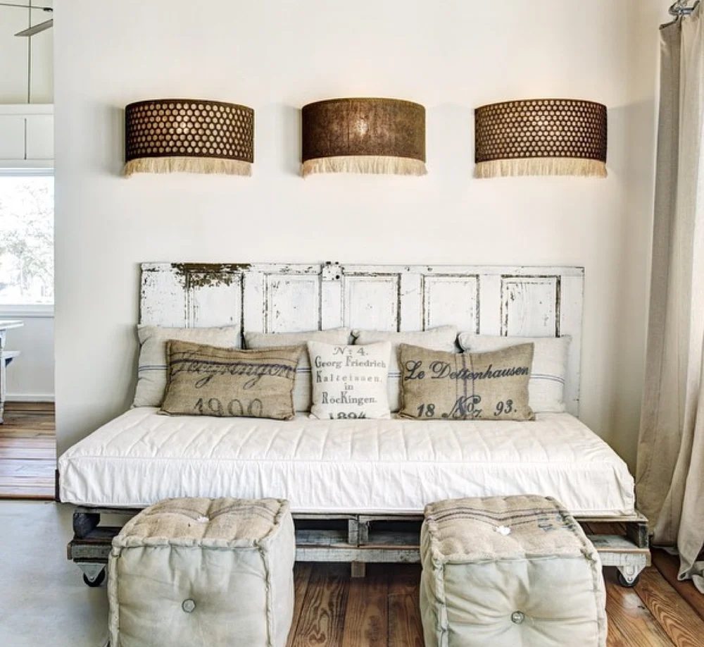 daybed-headboard-the-vintage-round-top