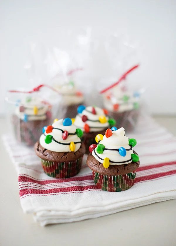 Looking for a fun and festive dessert to take to a holiday party or share with some friends? Look no further here are 11 Delicious Holiday Treat Recipes featured on Bekob.com
