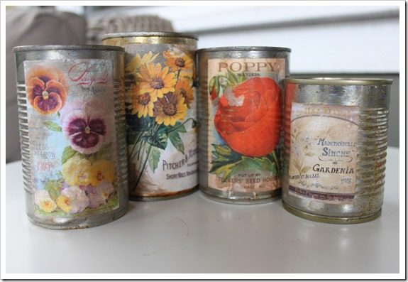 Tin Can upcycle using old calendars.