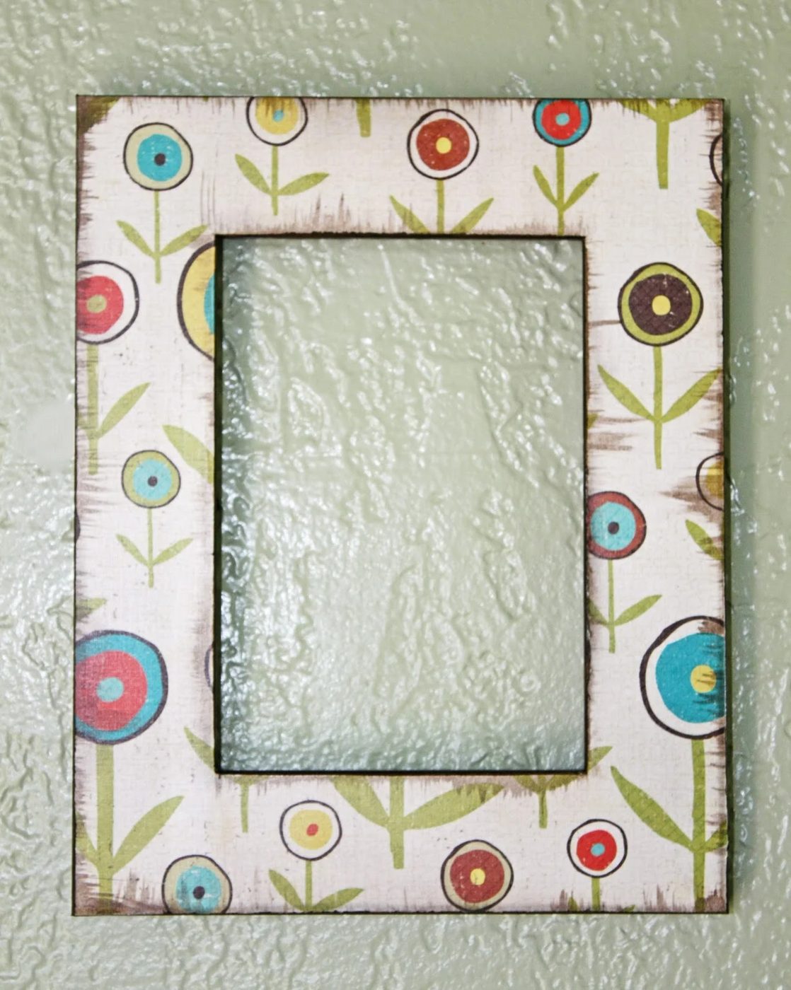 tipsaholic-decorative-paper-frames-not-just-a-housewife