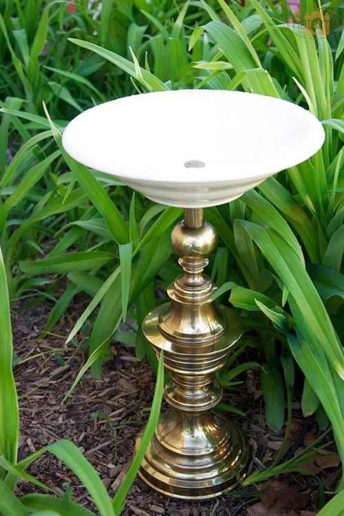 A birdbath will bring more life to your backyard. Why not make one yourself? Here are 10 straightforward Handmade bird bath options that can be achieved in a weekend or less. 12 Fu