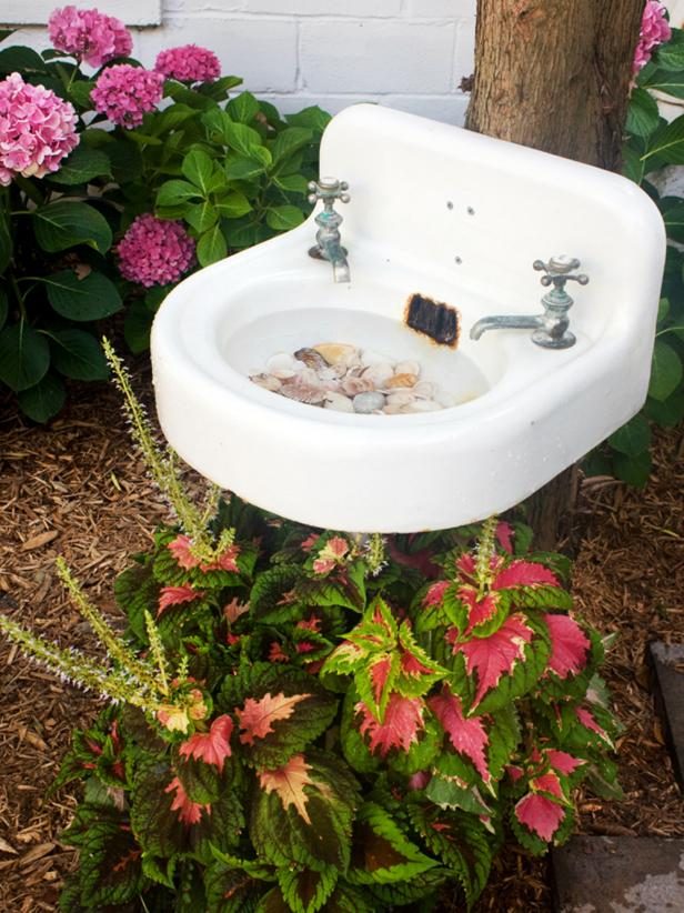 Salvaged Sink Into A Diy Bird Bath option