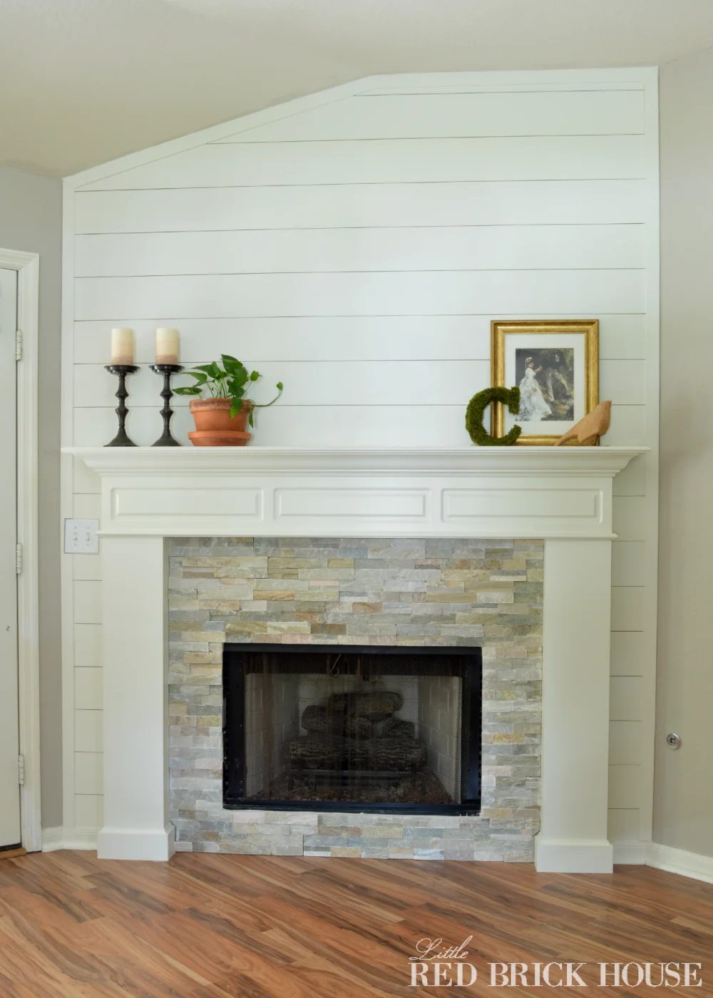 If you have a fireplace in your home, consider yourself lucky! They are highly desirable and can increase the value of a home. However, an outdated, unattractive fireplace will not