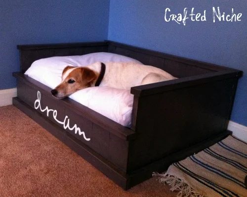 Love your dog? Create one or more of these straightforward Handmade dog projects from tipsaholic.com #dog #dogs #handmade #pets