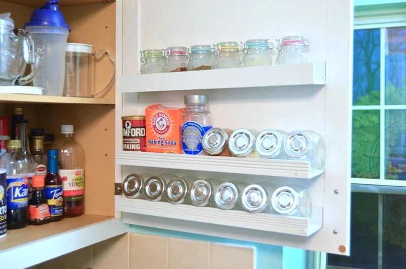Shelves are the well fitted way to add some storage. look at these 15+ Clever Shelving Hacks You'll Love featured on Bekob.com