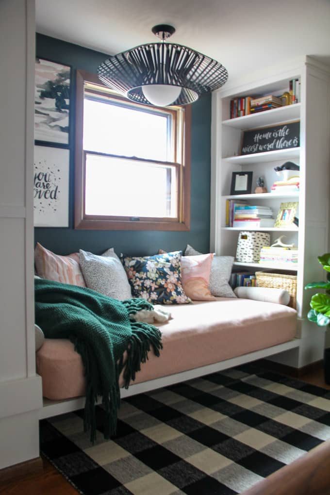Reading Nook With Built In Daybed 26