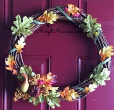 Fall wreath options, from Midget Momma featured on Bekob