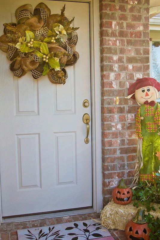 A wreath is a fall porch essential. Want a new and fresh look? Try one of these 15 Handmade Fall Wreaths featured on Bekob.com