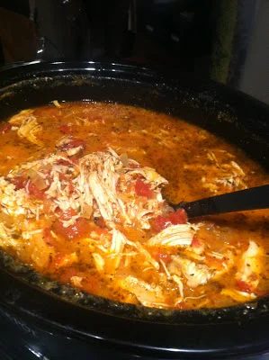 Feeling cold during the fall and winter seasons? Warm up your tummy with a delicious soup! Try all of these 15 great soup recipes during this cold season via @tipsaholic #soups #re
