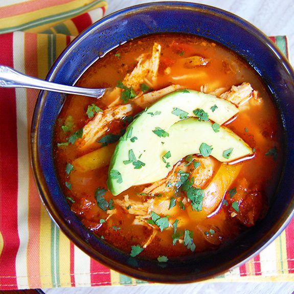 Feeling cold during the fall and winter seasons? Warm up your tummy with a delicious soup! Try all of these 15 great soup recipes during this cold season via @tipsaholic #soups #re