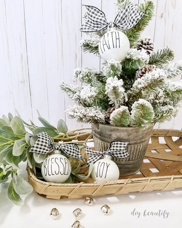 Diybeautify Rae Dunn Inspired Christmas Ornaments