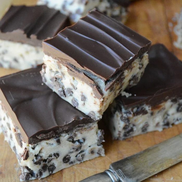 Take your love of chocolate chip cookie dough to the next level with these 16 recipes for cookie dough desserts. 16 Ways to Eat Chocolate Chip Cookie Dough ~ Tipsaholic.com #recipe