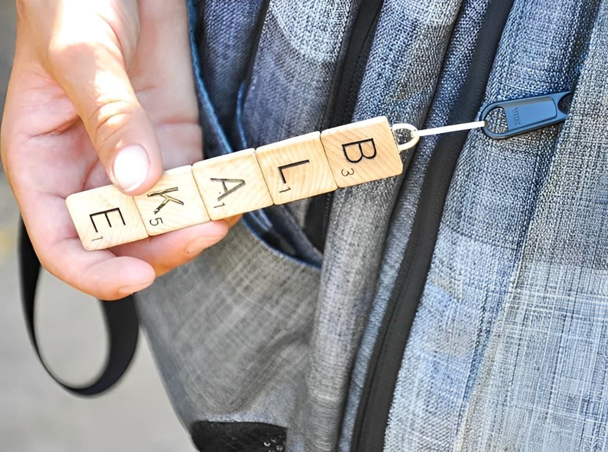 Scrabble Tile Zipper Momtastic (1)