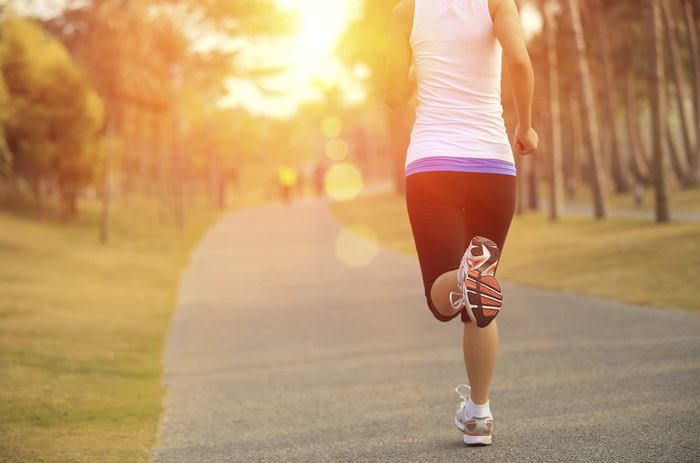 Stress is often seen as a negative effect on the body, but it is very essential to life. Avoid it taking over your life. Try one of these 18 ways to de-stress your life via tipsaho
