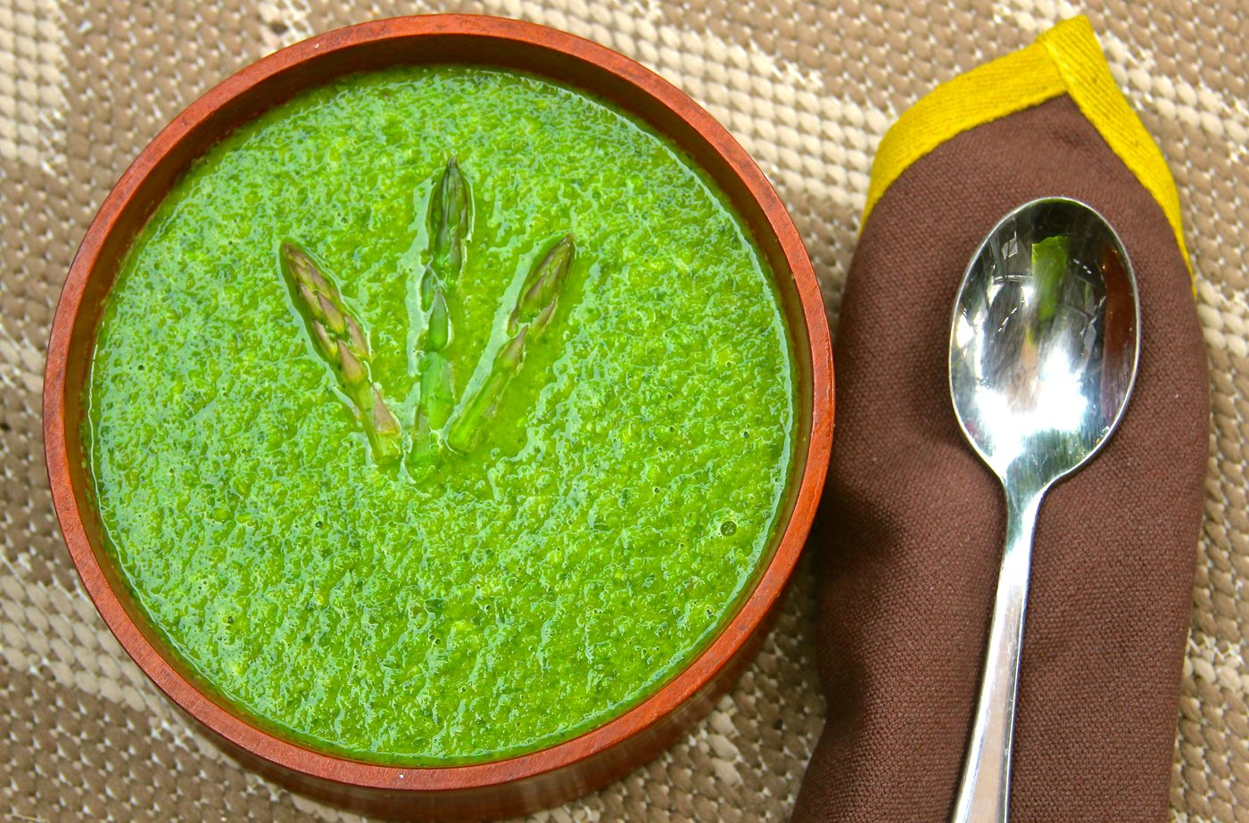 foodieaholic-asparagus-soup-chef-works
