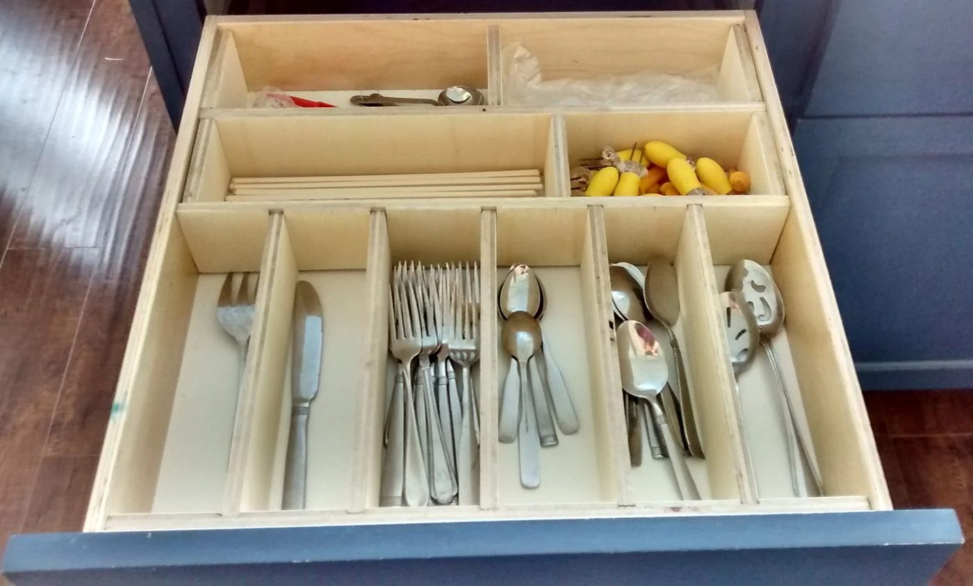 Bekob Removeable Utensil Drawer Orginizer