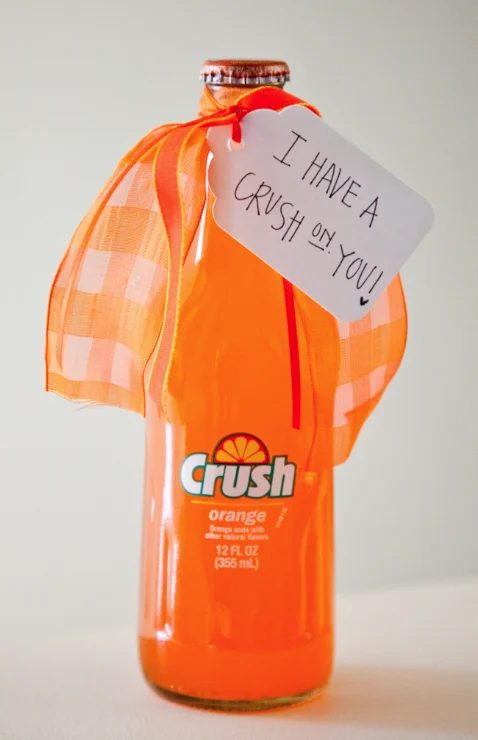 Need something a little creative for your guy this Valentine's? Get creative and whip up one of these 20 Handmade Valentines for Guys - tipsaholic, #valentines #valentinesday #Hand
