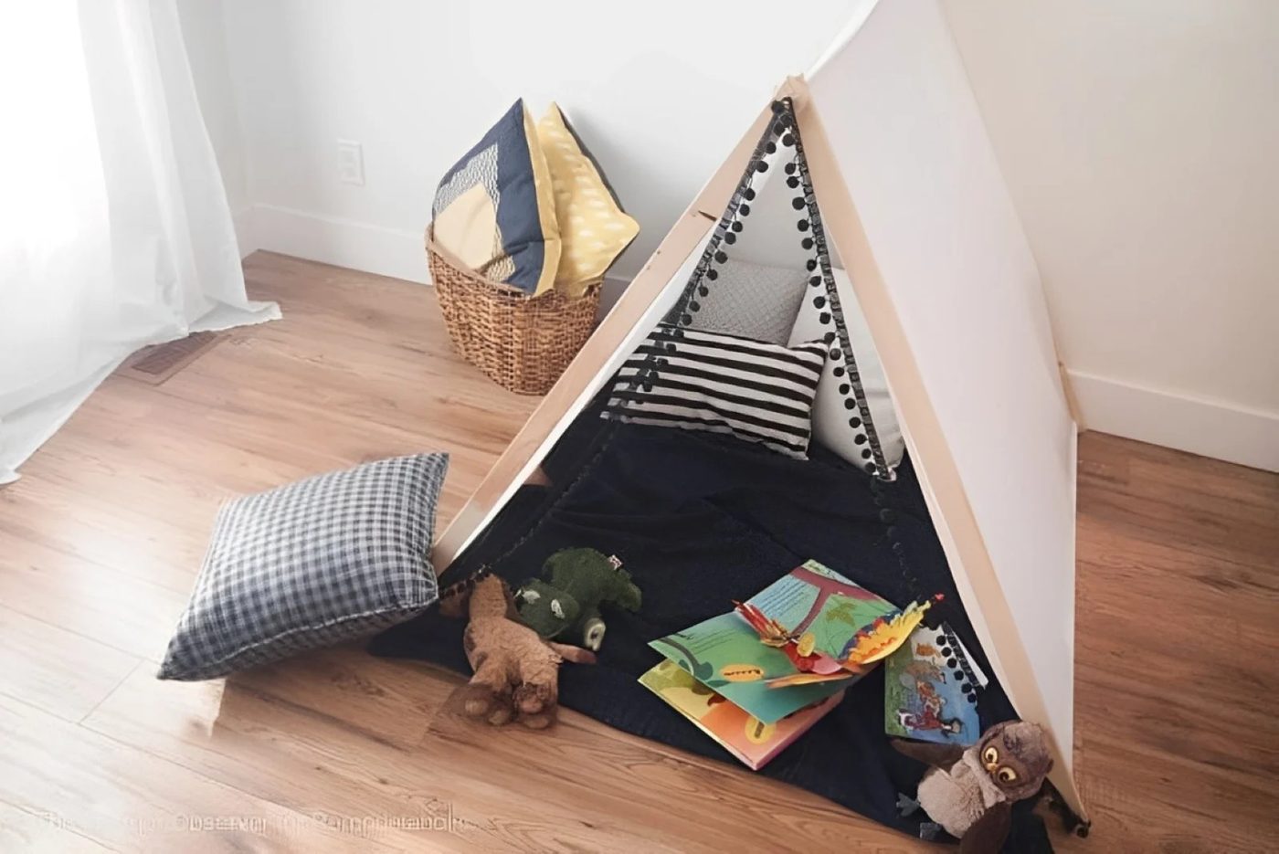 Handmade Kids Tent The Learner Observer 1 600x400 (1)