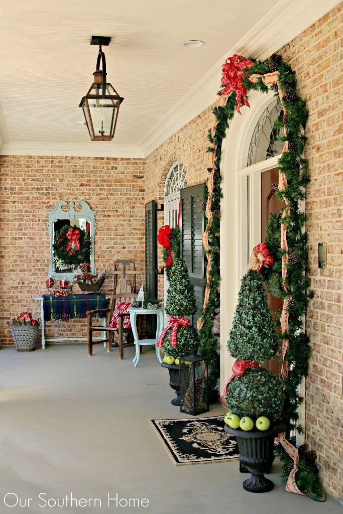 Add Some Holiday Cheer To The Entry Of Your Home With One Of These 20 Festive Christmas Porches You'll Love Featured On Bekob.com