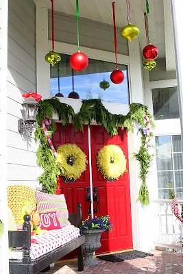Add Some Holiday Cheer To The Entry Of Your Home With One Of These 20 Festive Christmas Porches You'll Love Featured On Bekob.com