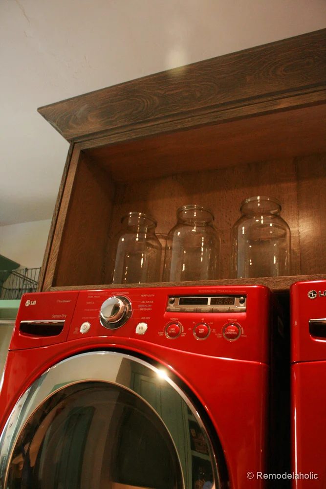 Large Crafting and Laundry room Fabulous Laundry room design options from @Bekob (7 of 103)