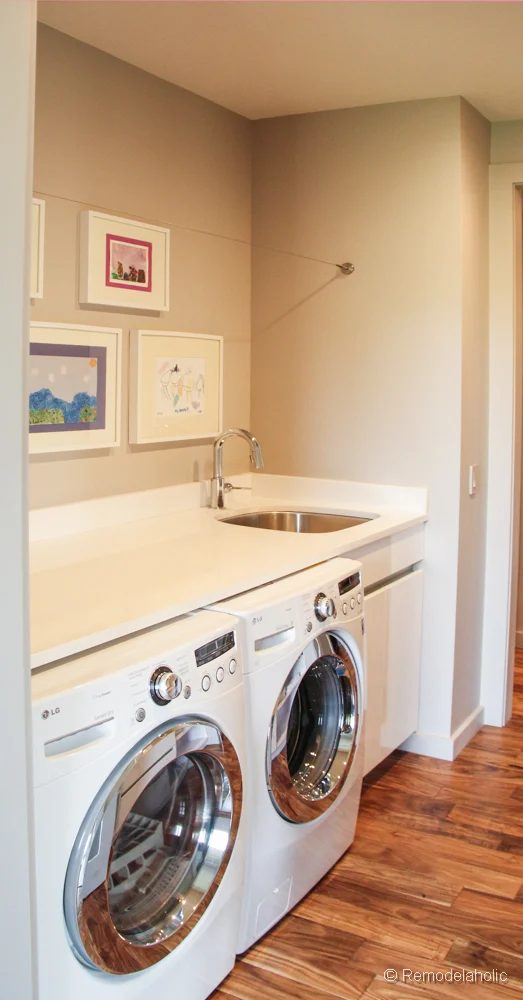 direct laundry room with clothes line. Fabulous Laundry room design options from @Bekob