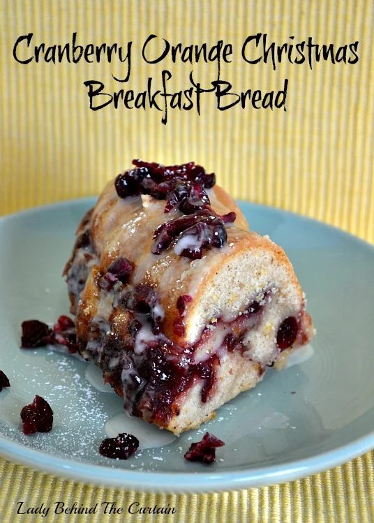 Christmas is a fun and magical day to be with family. Make it even more speical by making something delicious for breakfast. Here are 20 Tantalizing Christmas Breakfast options - T