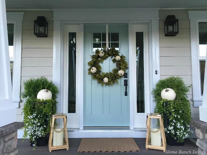 22 Festive Thanksgiving Porches