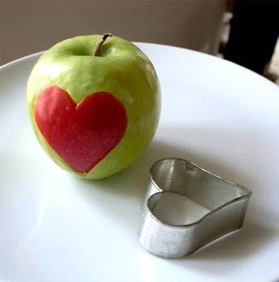 Apple cut out option using a cookie cutter