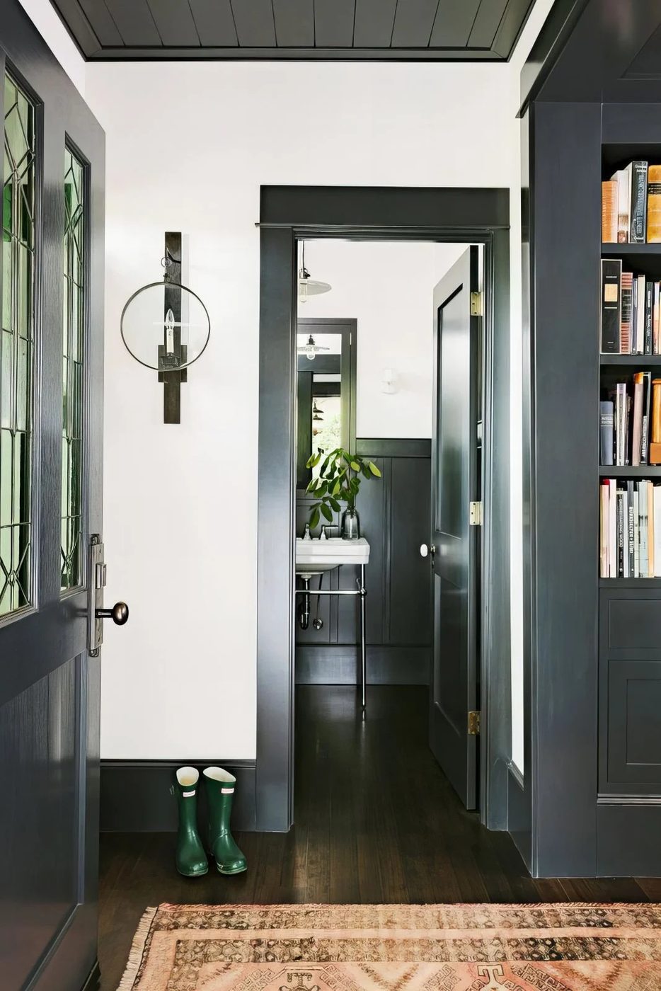 4 Black Trim White Walls High Contrast Painted Trim options 110804