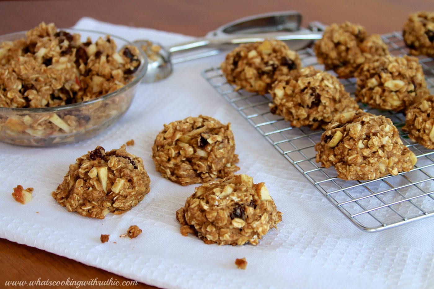 straightforward cookie exchange recipes - healthy oatmeal apple raisin cookies