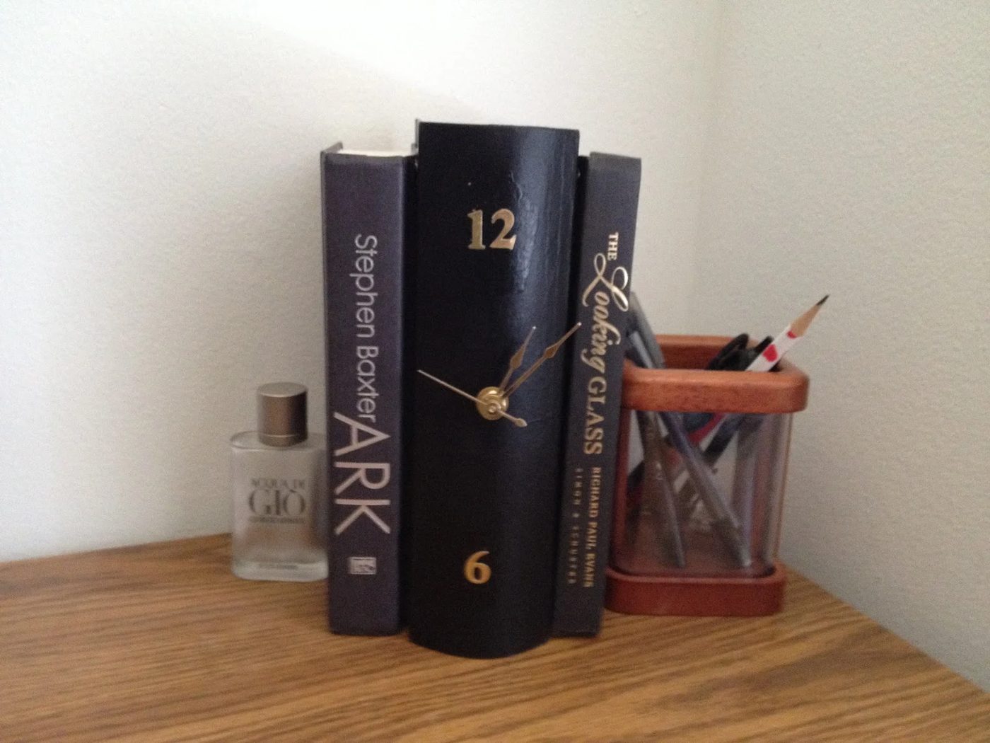 book clock