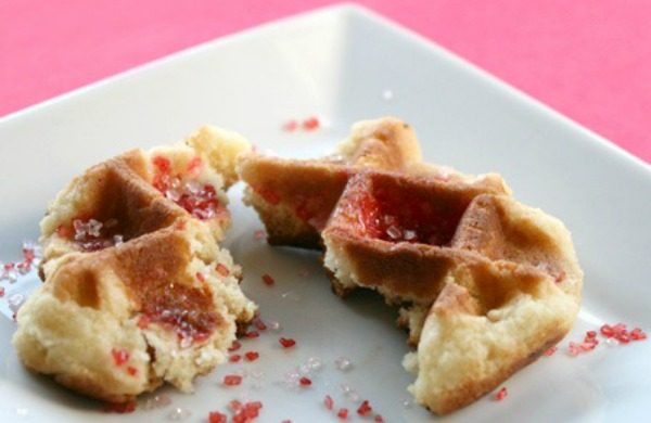 Waffle Iron Sugar Cookies | FOODIEaholic.com #recipe #cooking #baking #dessert #cookies #waffles