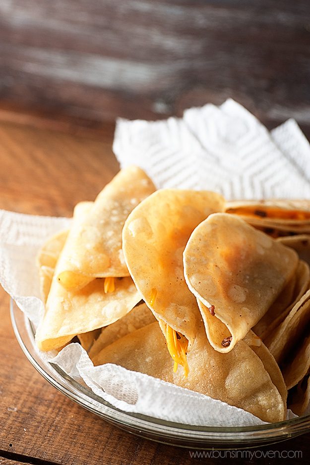 Tacos are the ultimate family meal! Here are 25 delicious taco recipes to try for your Taco Thursday dinners via tipsaholic.com #tacos #taco #tacorecipes #recipes #mexicanfood
